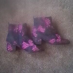 Liz Claiborne boots